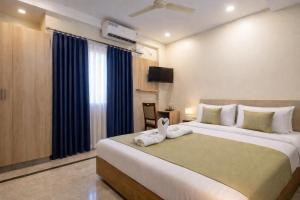 chalet hotel madiwala