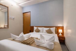 chalet hotel madiwala