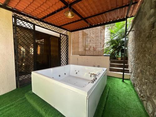 stay leisurely boutique suites and apartments