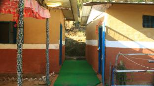 11 gaon mudhouse homestay