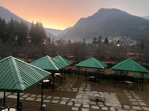 Celebriti Inn By London Vista Hotels - Old Manali,,3 star