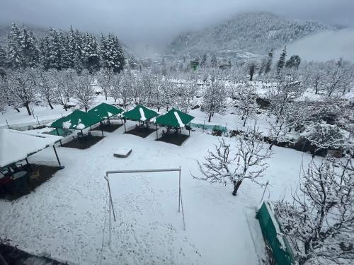 celebriti inn by london vista hotels old manali