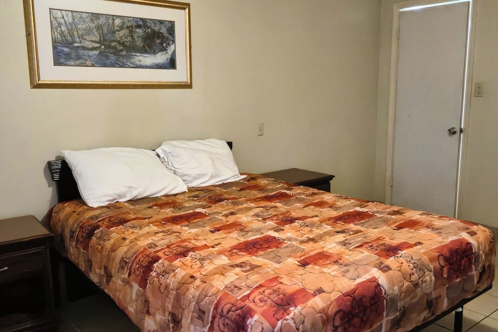 cole manor motel by oyo love field market center