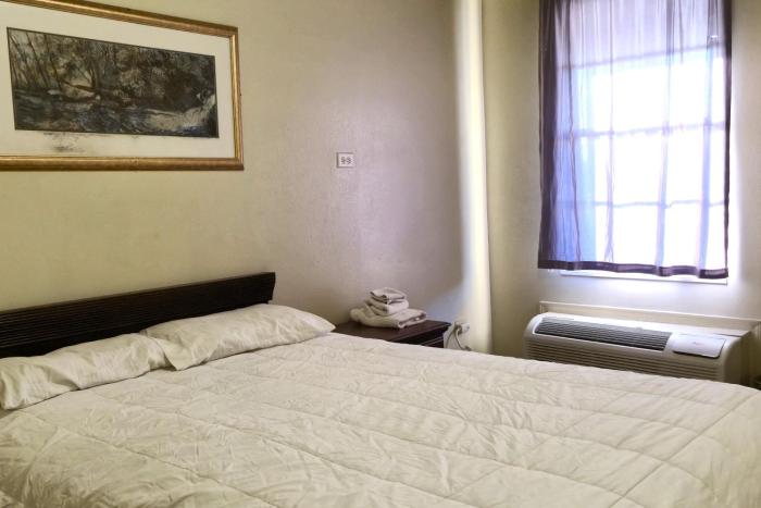 cole manor motel by oyo love field market center