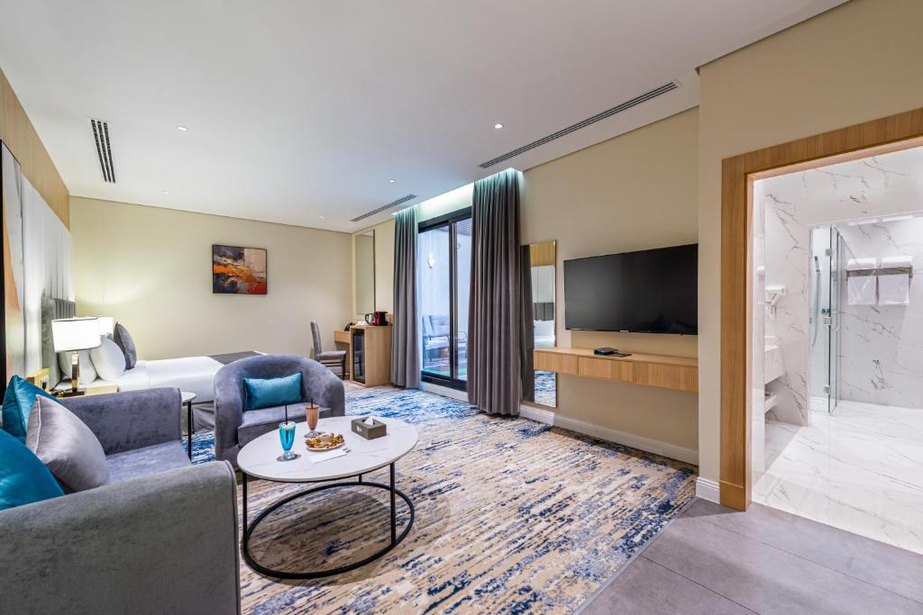 rhenium hotel