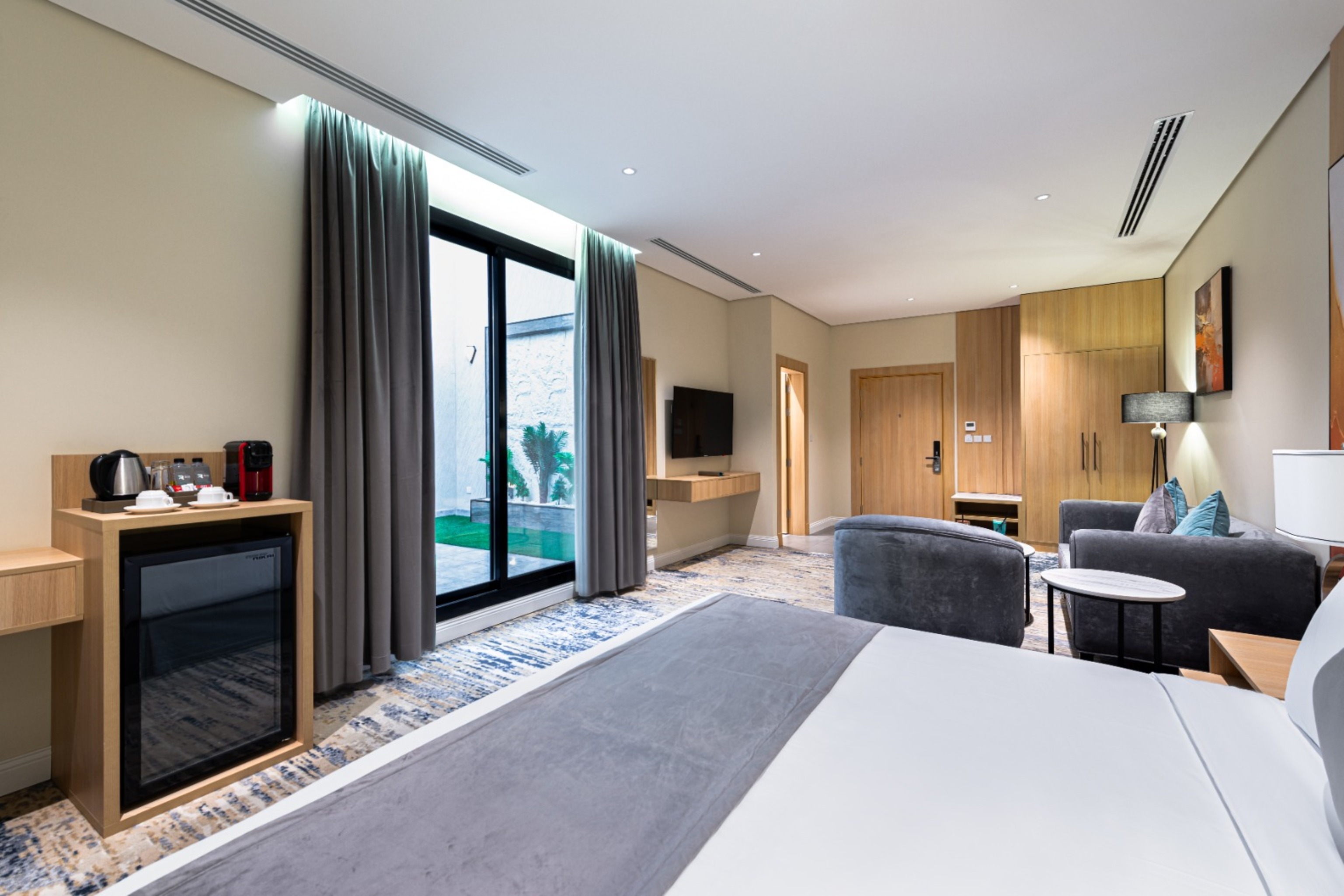 rhenium hotel