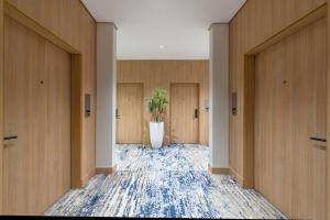 rhenium hotel
