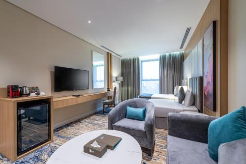 rhenium hotel