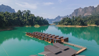 360 issara floating resort