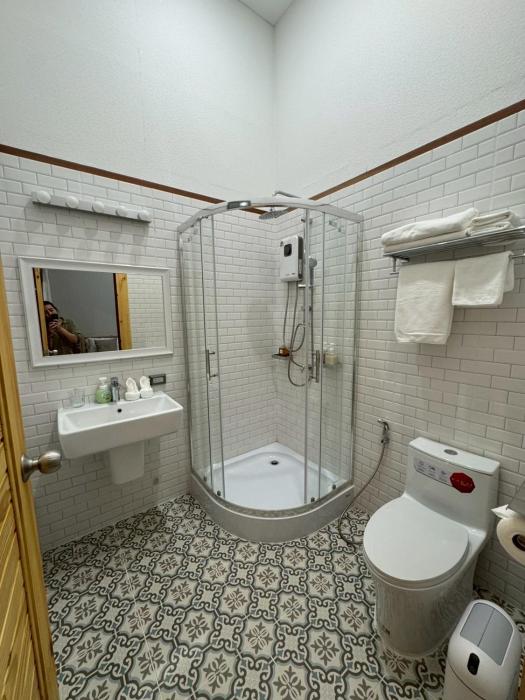 mornery the riverside