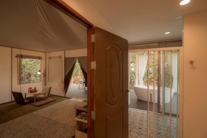 mornery the riverside