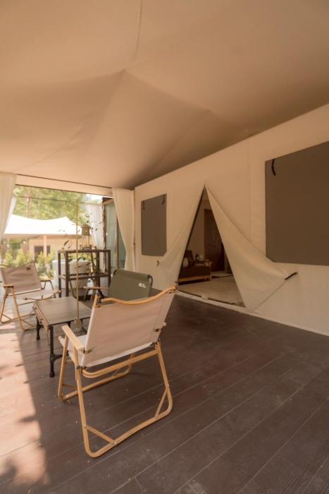 mornery the riverside