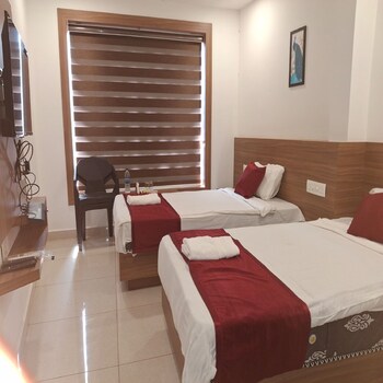 hotel faaz international