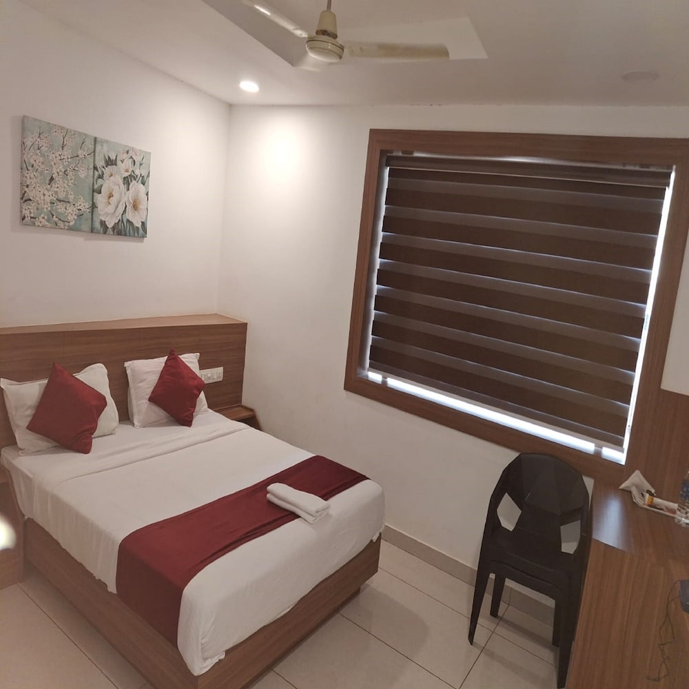 hotel faaz international