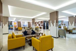the palace hotel suites8