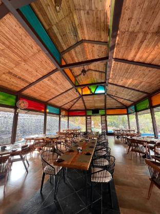 La Moire Resort,,2 star