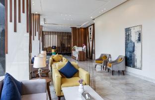The Palace Hotel Suites - Al Badea,,2 star