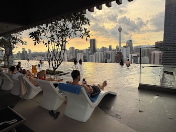 residence axon bukit bintang by taheeens