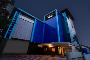 townhouse green field stadium karyavattom