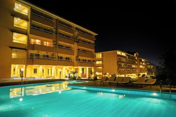 alaya stays veera marina 3 bhk apartment