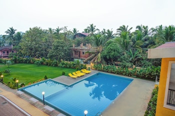 alaya stays veera marina 3 bhk apartment
