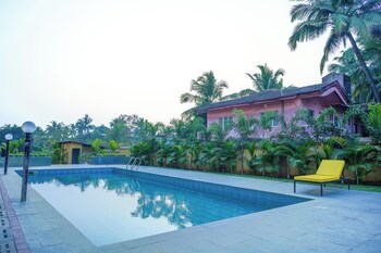 alaya stays veera marina 3 bhk apartment