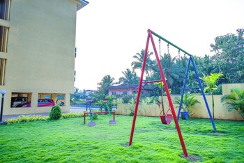 alaya stays veera marina 3 bhk apartment