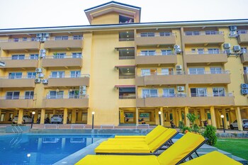 alaya stays veera marina 3 bhk apartment