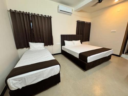 Nandha Grande Elite,,3 star