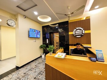 hotel manas inn