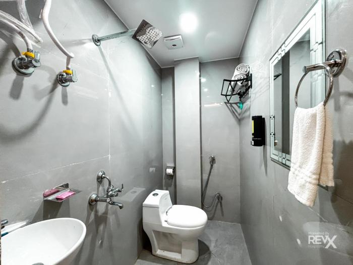 hotel manas inn
