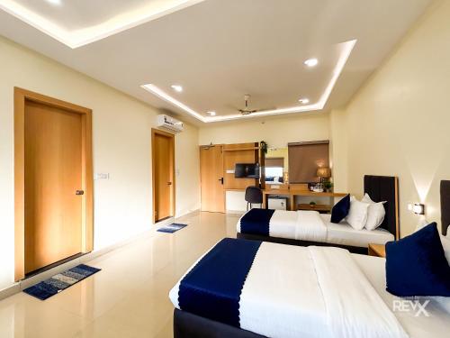 hotel manas inn