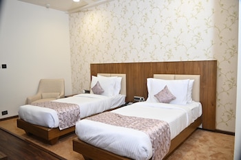 pam premium hotel vadodara