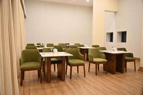 pam premium hotel vadodara