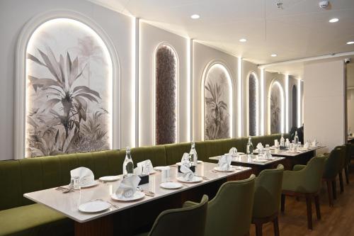 pam premium hotel vadodara