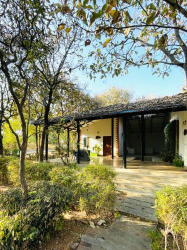 the hideaway hosur