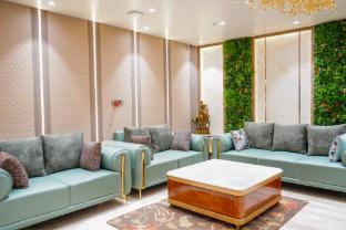 hotel meena aurum inn