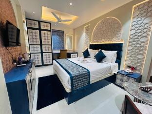 hotel meena aurum inn