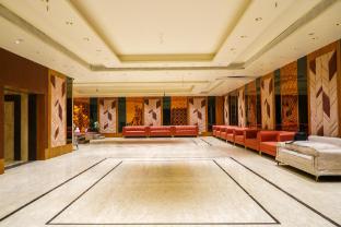 hotel meena aurum inn