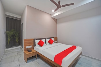 hotel sukoon best luxurious hotel rooms in surat city center