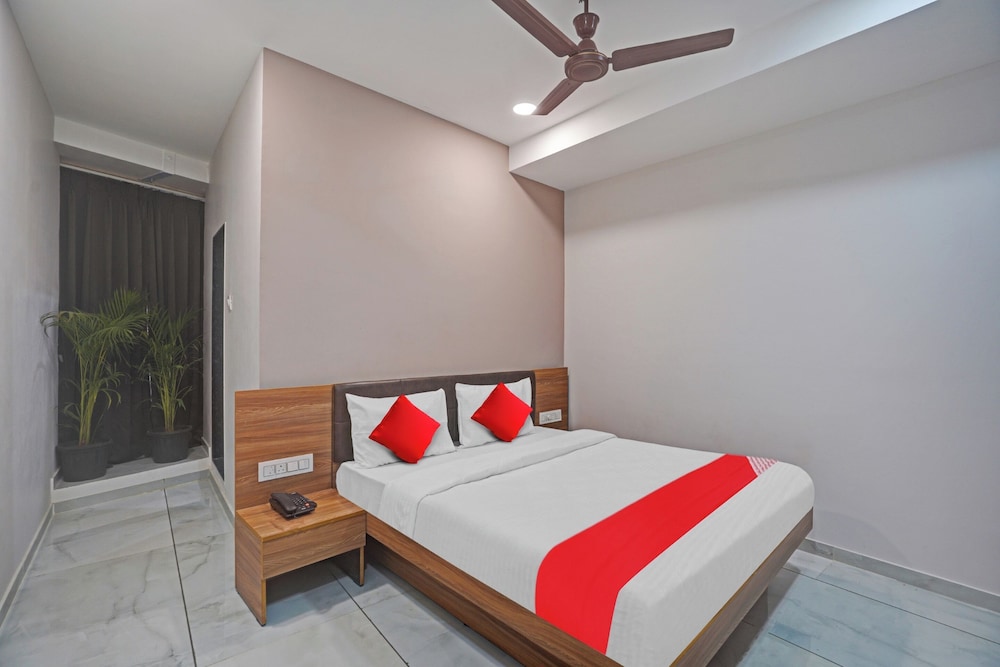 hotel sukoon best luxurious hotel rooms in surat city center