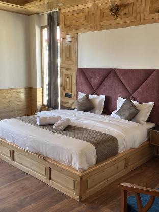 hotel mountain blue manali