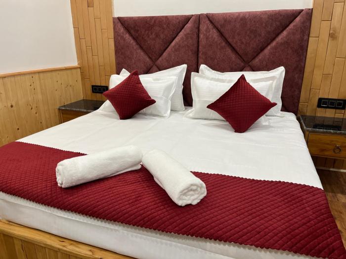 hotel mountain blue manali