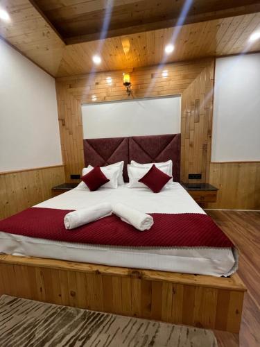 hotel mountain blue manali