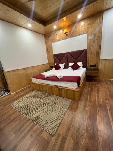 hotel mountain blue manali