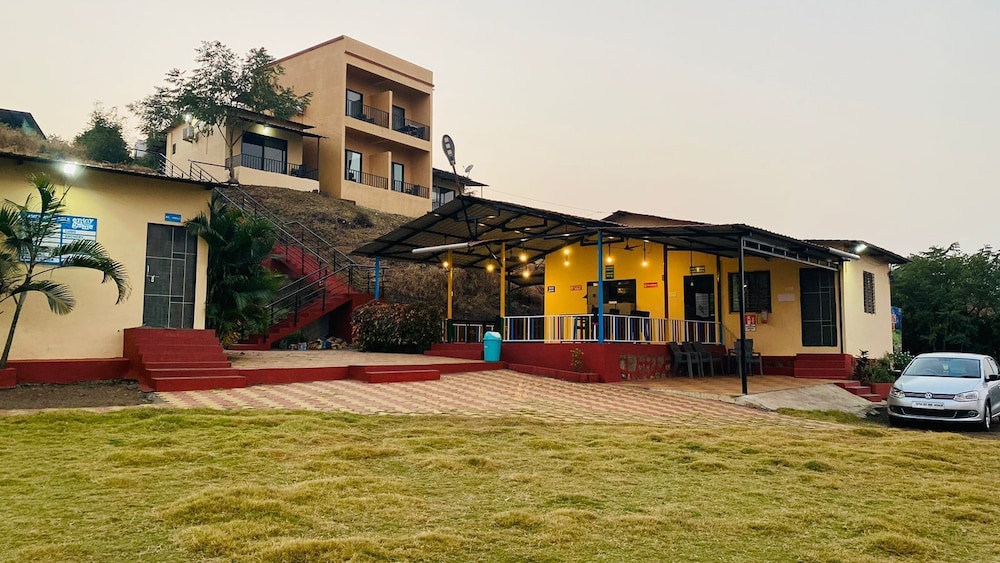 kapildhara agro tourism resort