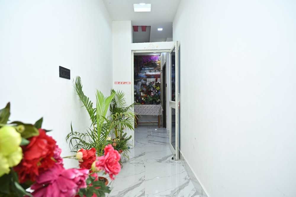 hotel shree gundicha lodge