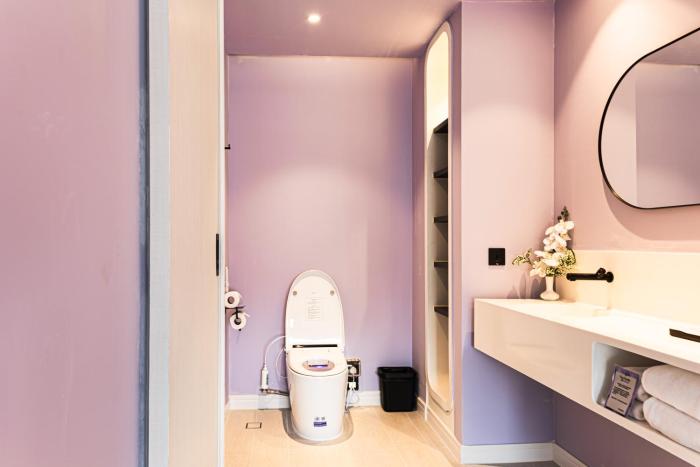 queensland hotel bangkok