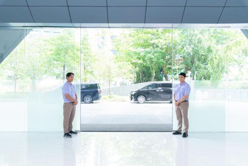 queensland hotel bangkok