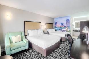clarion pointe winston salem downtown